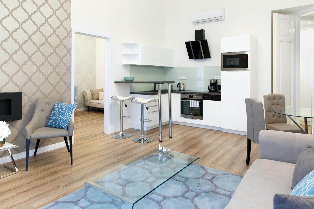 Julia Superior Apartment In The City Center. Будапеща Екстериор снимка